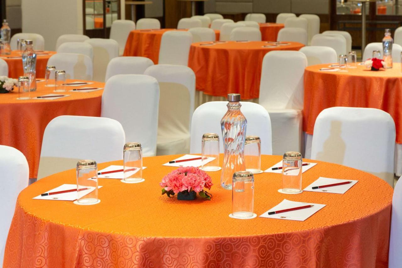 The Oasis Mussoorie - A Member Of Radisson Individuals Hotel Exterior photo