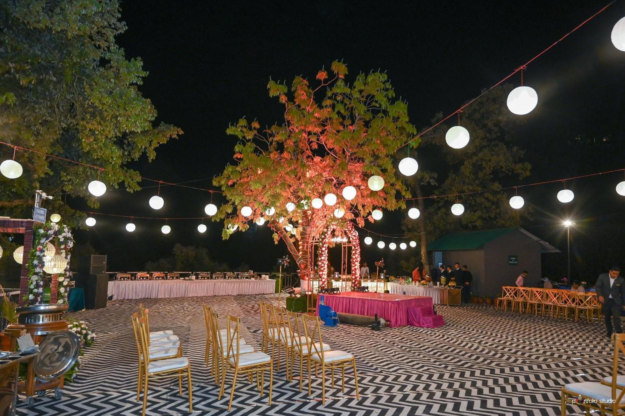 The Oasis Mussoorie - A Member Of Radisson Individuals Hotel Exterior photo
