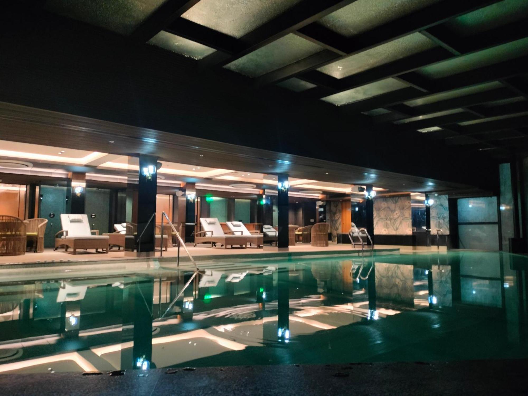 The Oasis Mussoorie - A Member Of Radisson Individuals Hotel Exterior photo